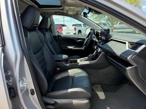 Used 2024 Toyota RAV4 XLE Premium w/ Weather Package AWD/4WD image 15