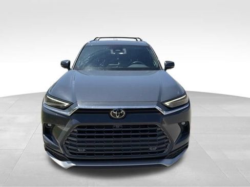 Used 2025 Toyota Grand Highlander AWD Hybrid image 9