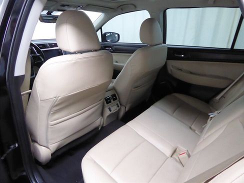 Used 2019 Subaru Outback 2.5i Limited w/ Popular Package #2 image 28