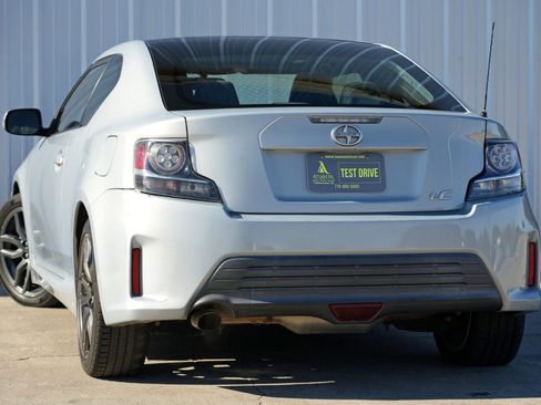 Used 2014 Scion tC 10 Series image 5