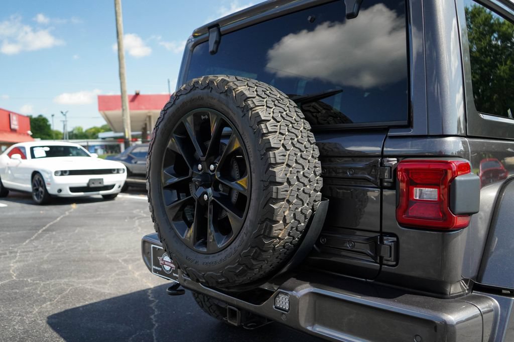 Used 2021 Jeep Wrangler Unlimited Sahara AWD/4WD image 20