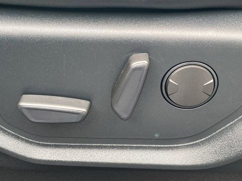 Certified 2020 Ford F350 Lariat w/ Lariat Value Package image 18