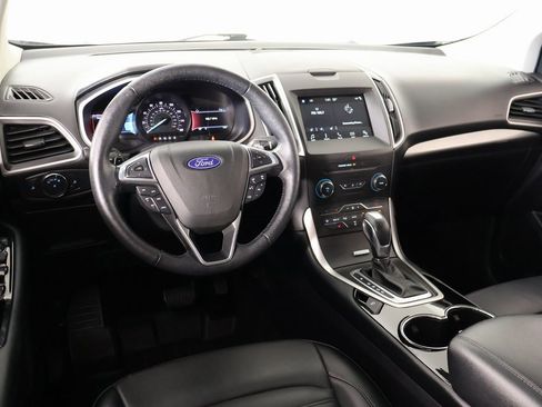 Used 2018 Ford Edge SEL w/ Equipment Group 201A image 2