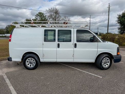 Used 2013 GMC Savana 1500 image 2