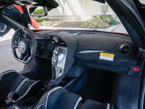 Used 2021 McLaren 765LT image 79