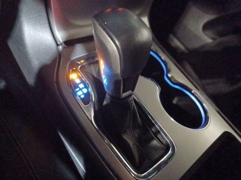 Used 2021 Jeep Grand Cherokee Laredo X image 21