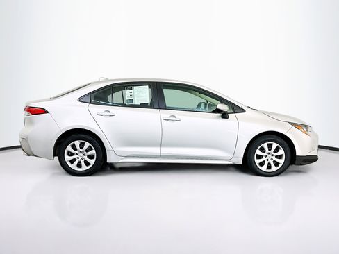 Used 2024 Toyota Corolla LE image 10
