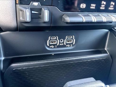 Used 2022 RAM 3500 Big Horn w/ Level A Equipment Group AWD/4WD image 31