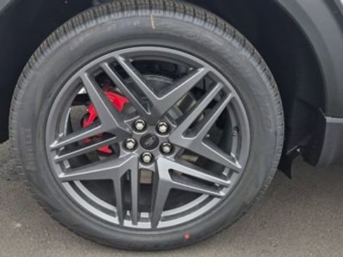 New 2026 Ford Explorer ST w/ Sun And Sound Package image 5