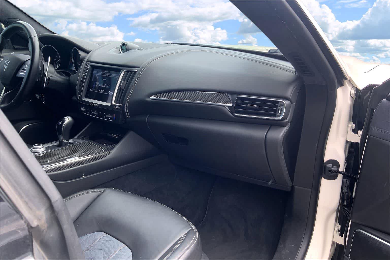 Used 2017 Maserati Levante S AWD/4WD image 23