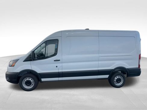 New 2026 Ford Transit 250 148 Medium Roof RWD image 5
