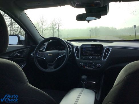 Used 2023 Chevrolet Malibu LT image 20