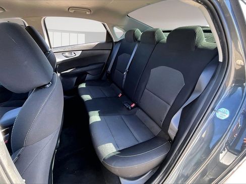 Used 2024 Kia Forte LXS w/ LXS Technology Package image 24