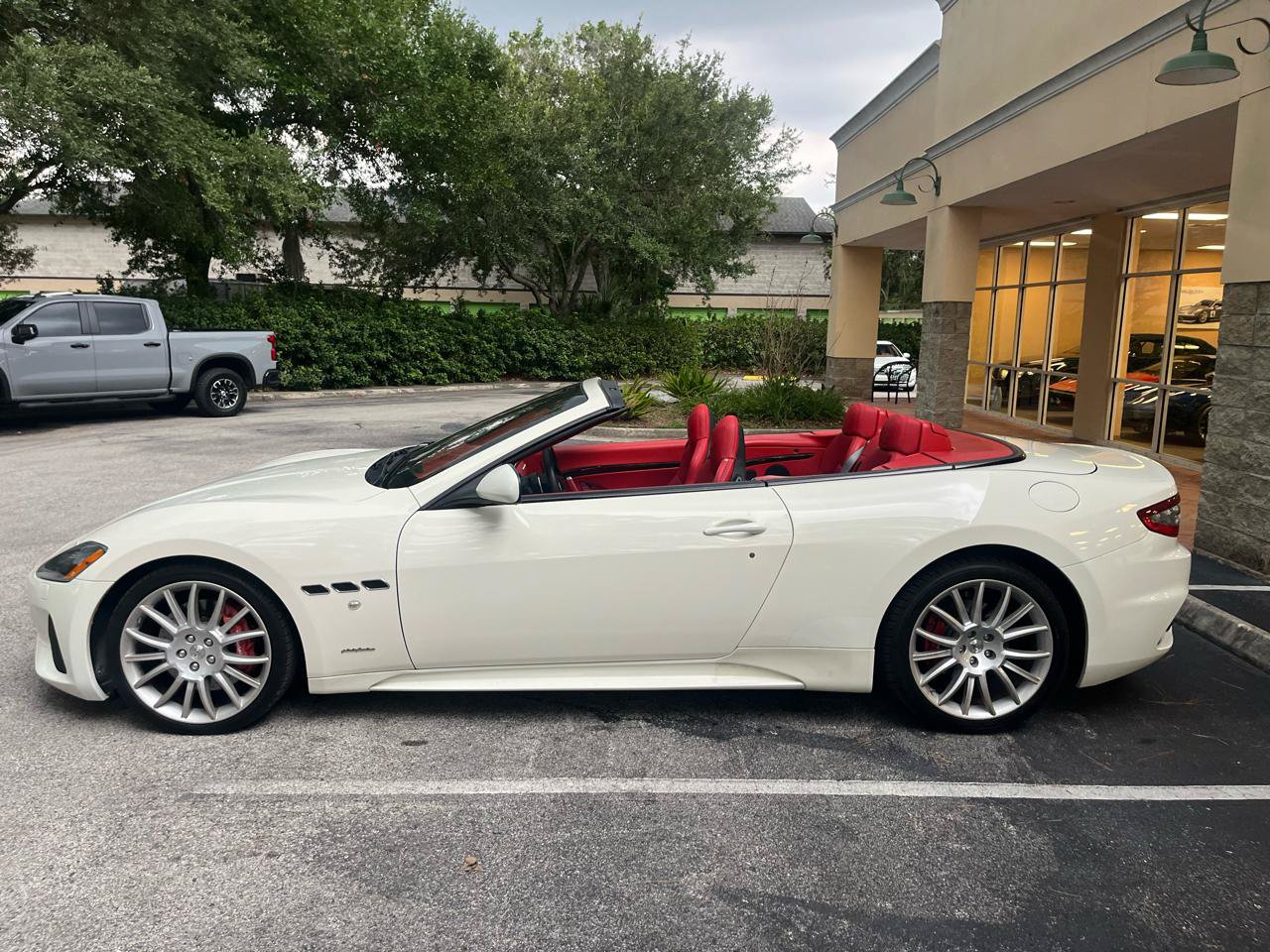 Used 2018 Maserati GranTurismo Sport RWD image 10