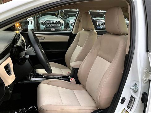 Used 2016 Toyota Corolla LE image 23