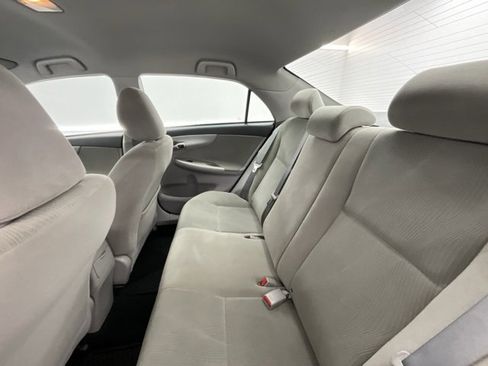 Used 2011 Toyota Corolla LE image 6