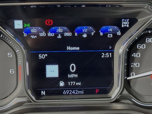 Used 2021 GMC Yukon Denali image 36