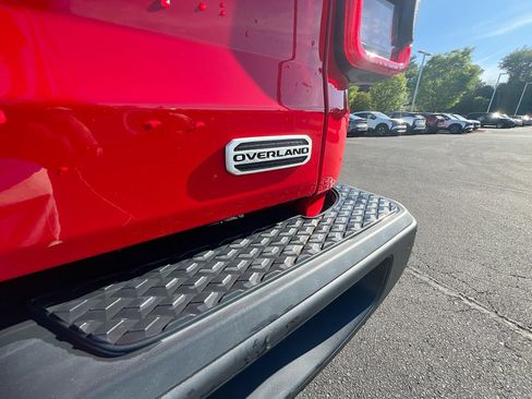 Used 2020 Jeep Gladiator Overland AWD/4WD image 31