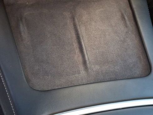 Used 2022 Tesla Model Y Long Range image 31