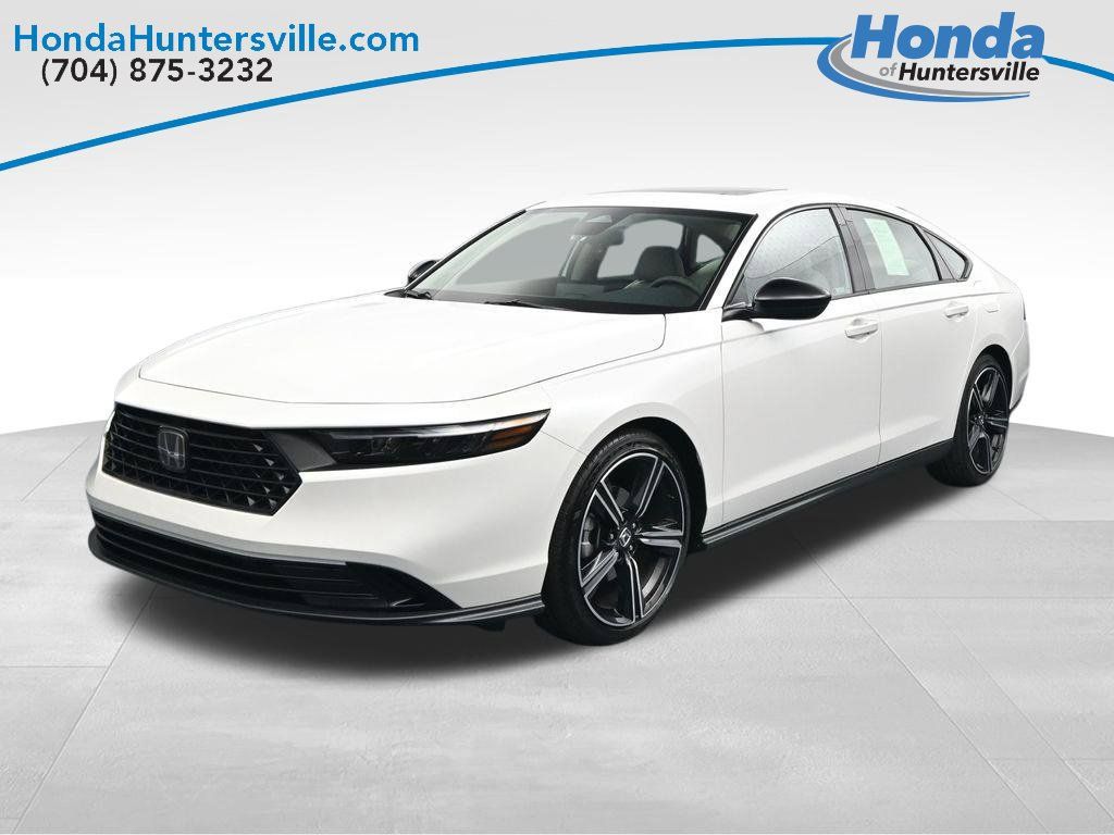 Used 2026 Honda Accord SE image 3