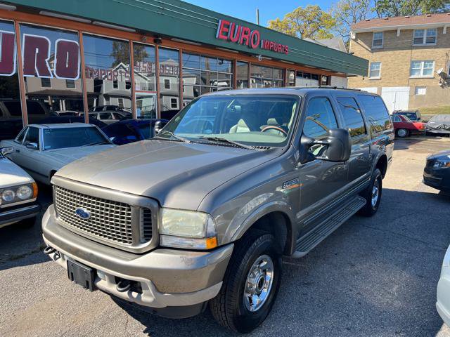 Used 2003 Ford Excursion Limited AWD/4WD image 2