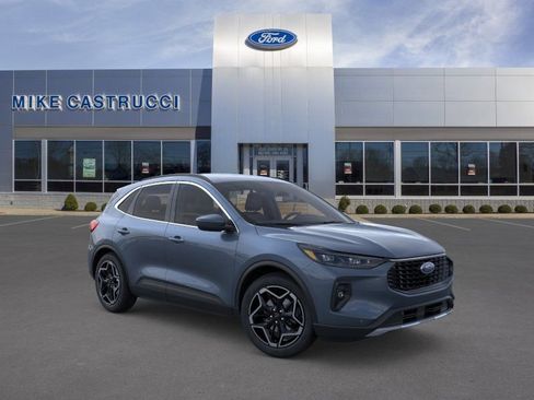 New 2026 Ford Escape Platinum w/ Premium Technology Package AWD/4WD image 7