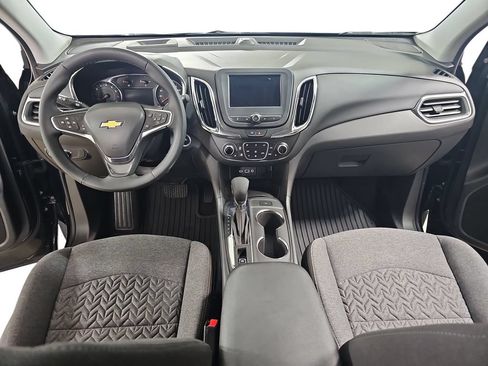 Certified 2024 Chevrolet Equinox LT AWD/4WD image 11