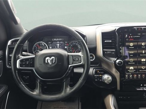 Used 2019 RAM 1500 Laramie image 17