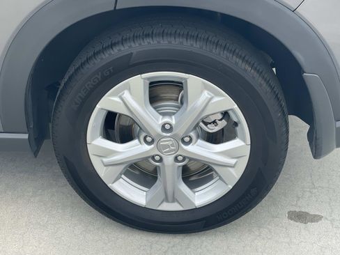 Certified 2025 Honda HR-V LX image 30