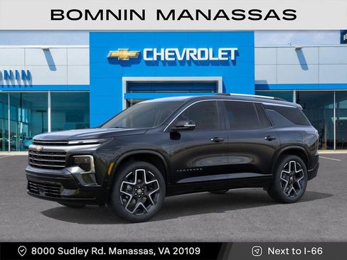 New 2026 Chevrolet Traverse High Country image 2