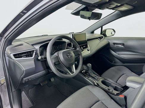 Used 2023 Toyota Corolla SE image 9