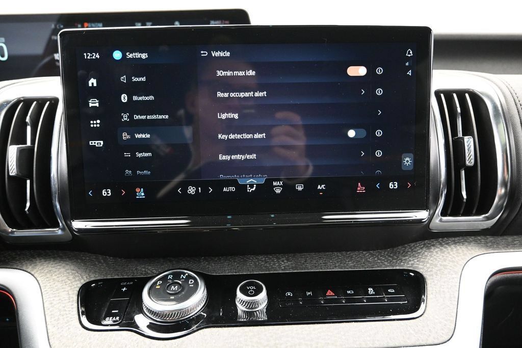 Used 2025 Ford Expedition Tremor AWD/4WD image 38