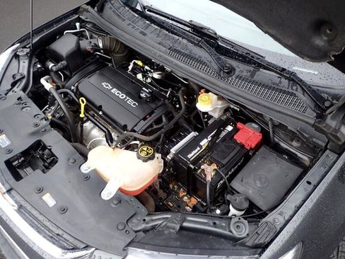 Used 2018 Chevrolet Sonic LS image 19