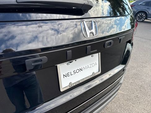 Used 2025 Honda Pilot TrailSport image 85