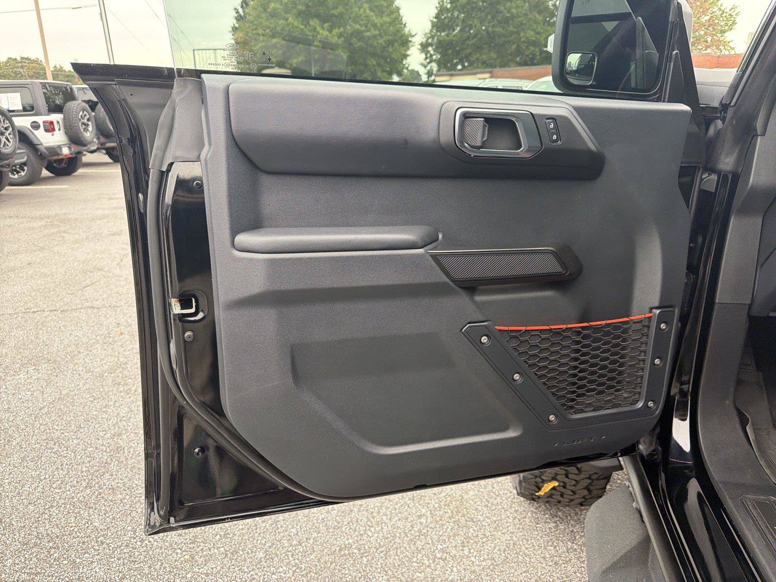 Used 2025 Ford Bronco Raptor AWD/4WD image 9