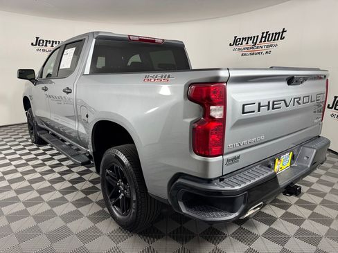 Used 2025 Chevrolet Silverado 1500 Custom Trail Boss AWD/4WD image 8