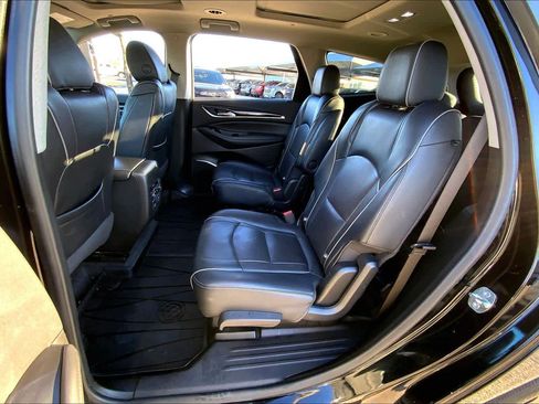 Used 2019 Buick Enclave Avenir image 18