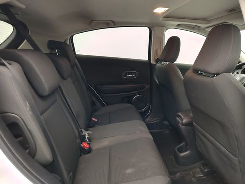 Used 2019 Honda HR-V EX image 16
