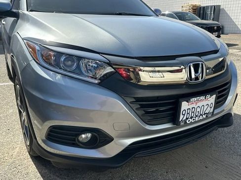 Used 2022 Honda HR-V EX image 3