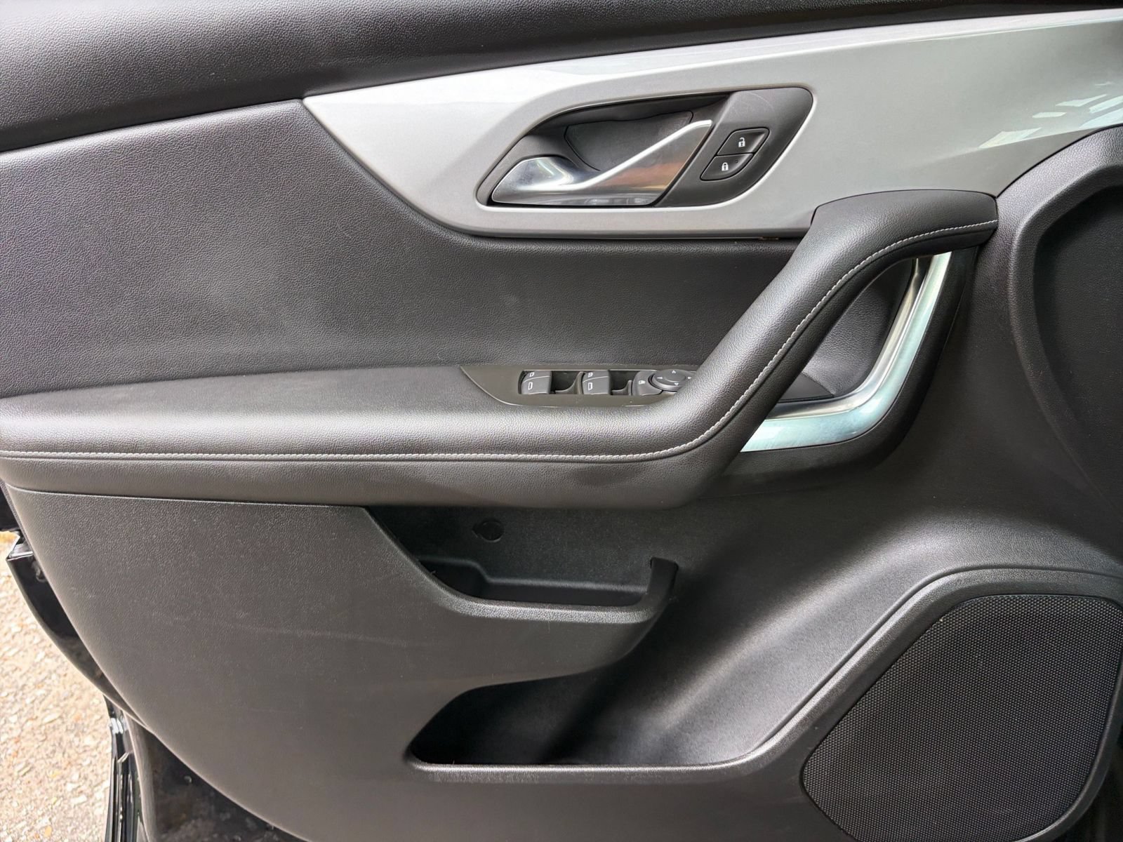 Used 2026 Chevrolet Blazer LT FWD image 18