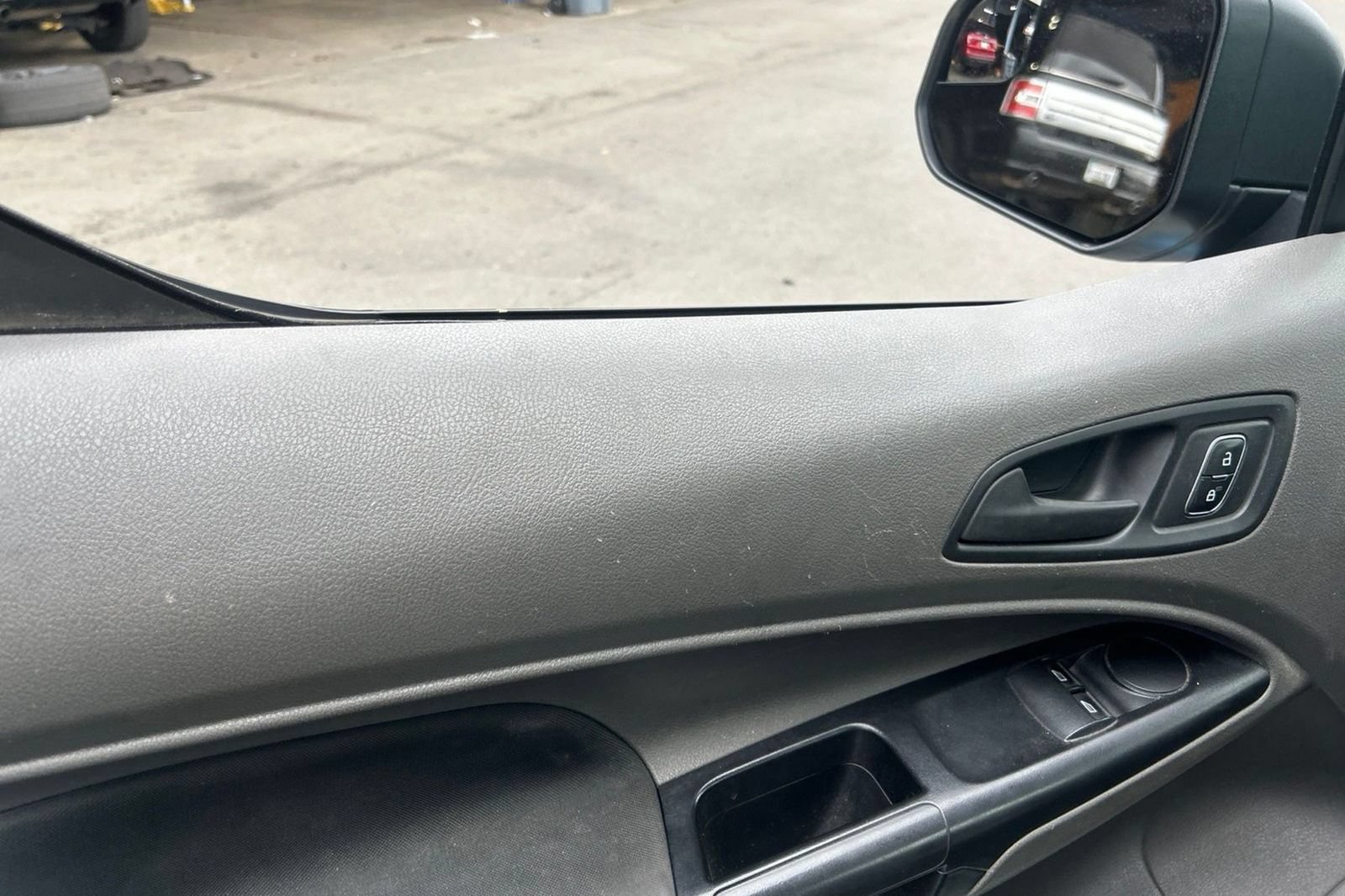 Used 2022 Ford Transit Connect XL FWD image 32