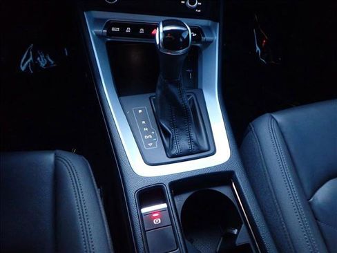 Used 2021 Audi Q3 2.0T Premium w/ Convenience Package image 23