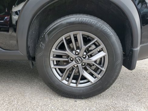 Certified 2023 Nissan Rogue S image 30