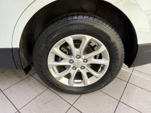 Used 2018 Chevrolet Equinox LT FWD image 13