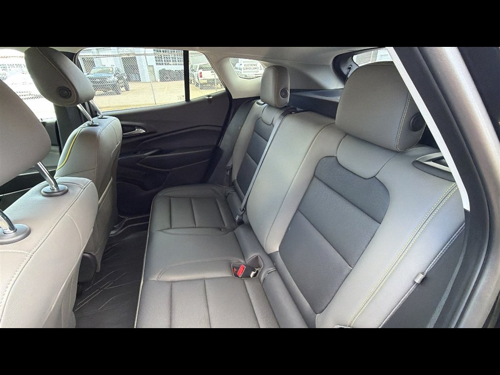 Used 2025 Chevrolet Trax ACTIV w/ Driver Confidence Package FWD image 22