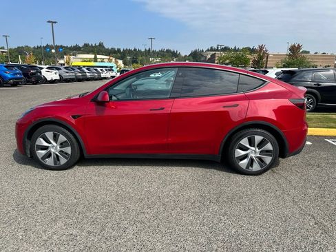 Used 2021 Tesla Model Y Long Range AWD/4WD image 1