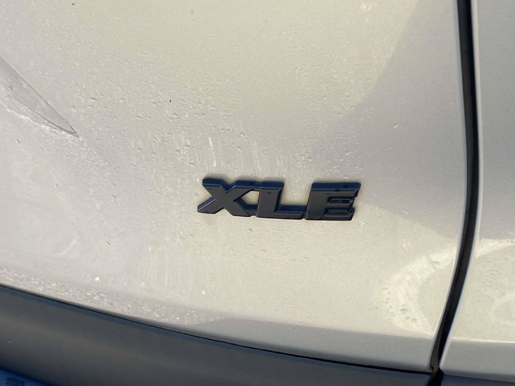 Used 2024 Toyota RAV4 XLE w/ Convenience Package FWD image 33
