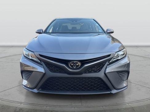 Used 2020 Toyota Camry SE w/ Cold Weather Package AWD/4WD image 2