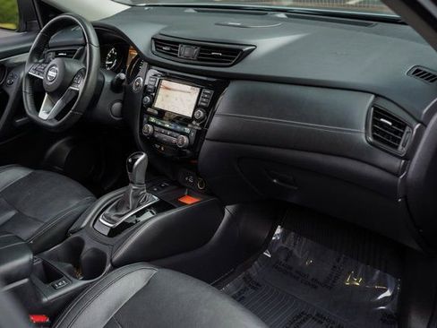 Used 2020 Nissan Rogue SL FWD image 20