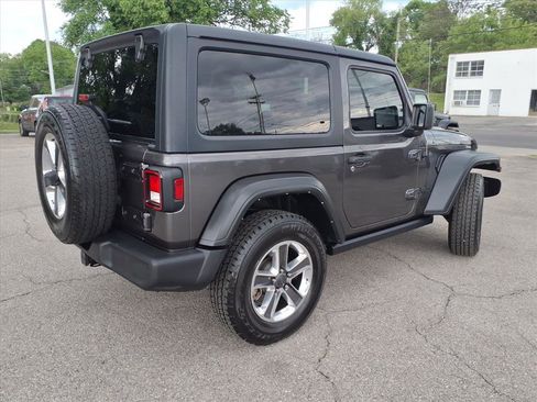 Used 2022 Jeep Wrangler Sport AWD/4WD image 4